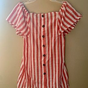 Peach & White Stripped Flowy Dress 🧡💛